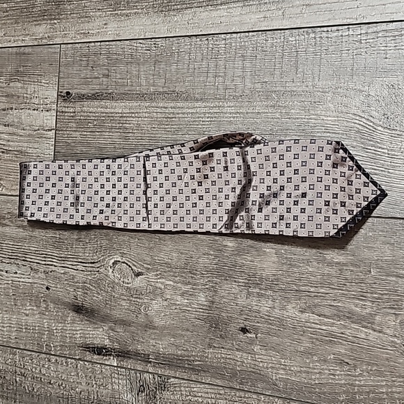 Stefano Ricci 100%Pure Silk Tie - Picture 1 of 6